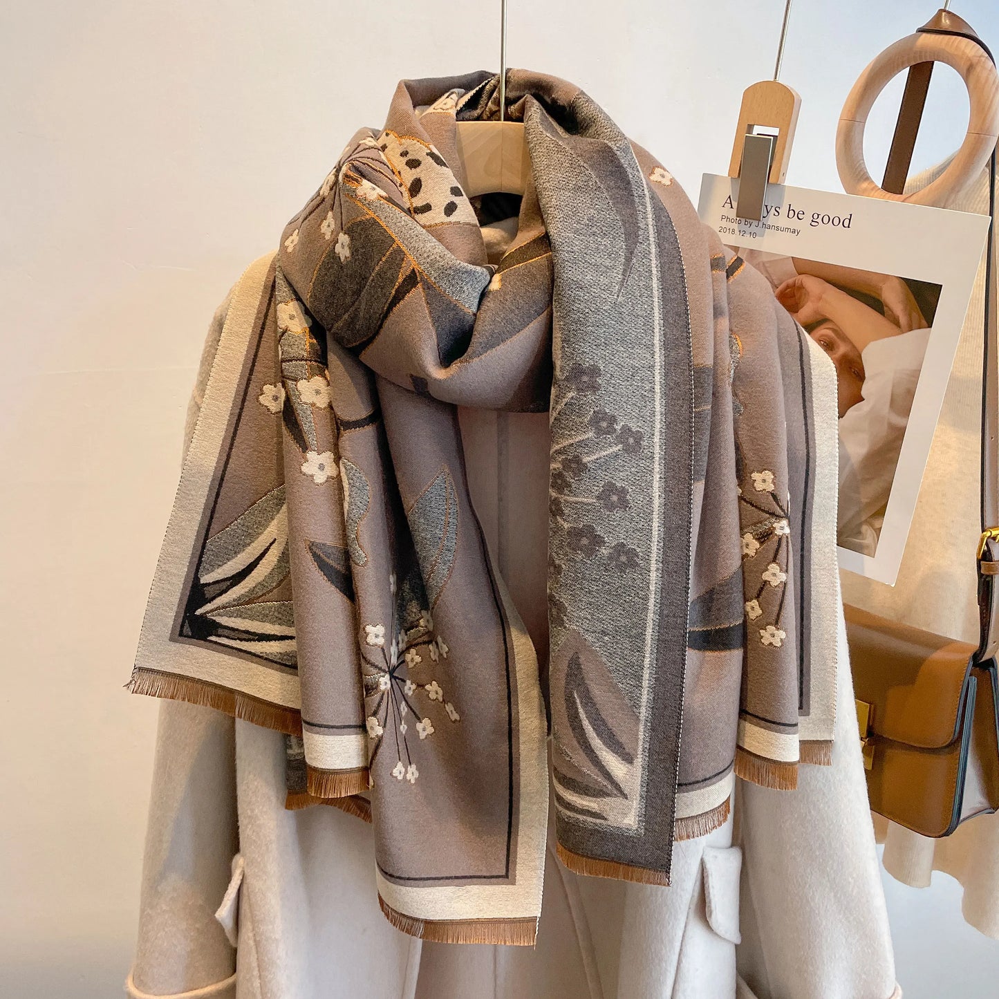 M&T Wear - Shawl Pashmina Thick Winter Warm Blanket Poncho Stoles Print Cashmere Scarf Women Travel Wraps Bufanda Female 2023 Luxury