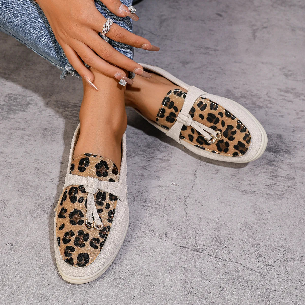 M&T Wear- Women Casual Shoes 2025 New Fashion Loafers Large Size Casual Medium Heel Sneakers Women Round Toe Leopard Print Slip-On Shoes