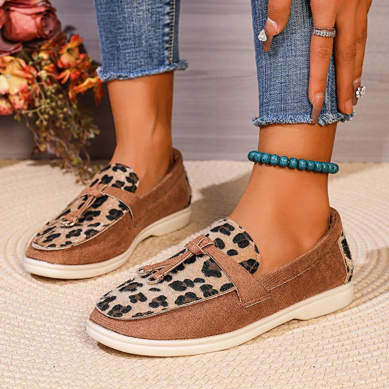 M&T Wear- Women Casual Shoes 2025 New Fashion Loafers Large Size Casual Medium Heel Sneakers Women Round Toe Leopard Print Slip-On Shoes