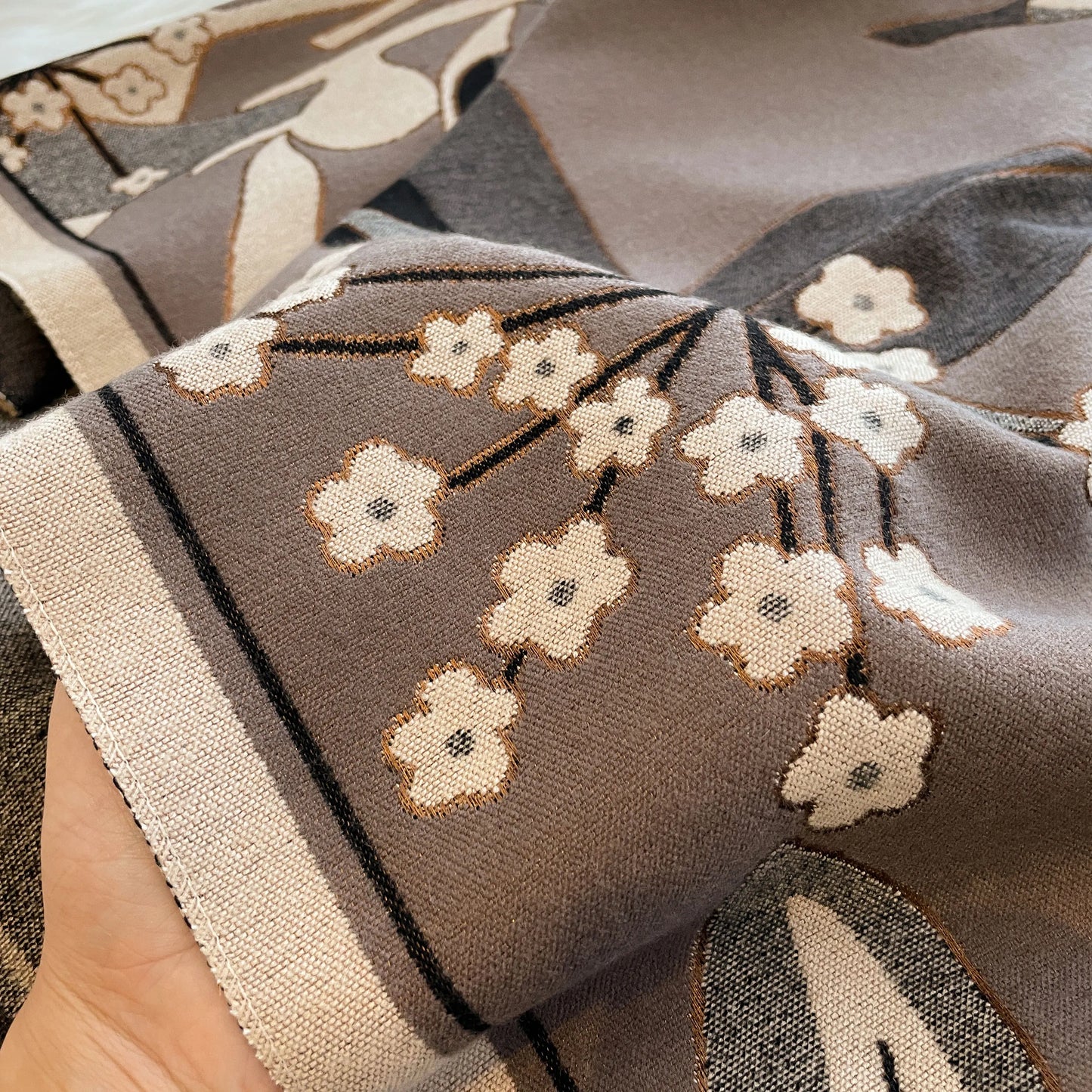 M&T Wear - Shawl Pashmina Thick Winter Warm Blanket Poncho Stoles Print Cashmere Scarf Women Travel Wraps Bufanda Female 2023 Luxury