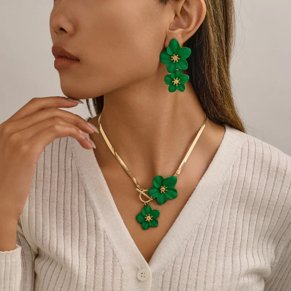 M&T Wear - Elegant Flower Pendant Necklace & Earrings Set for Women