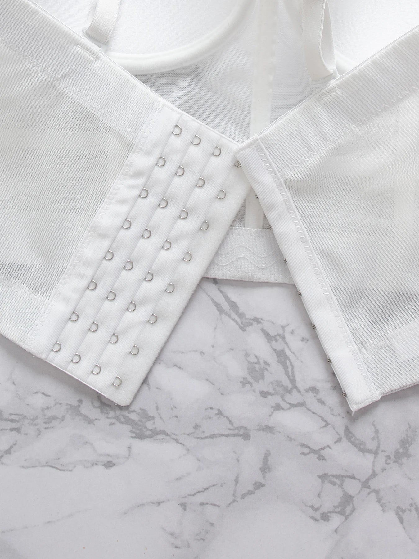 M&T Wear - Breathable Bra Buckle Style Design Adjustable Size Solid Color Simplicity Elegant Comfortable New Shoulder Strap Gauze Bra