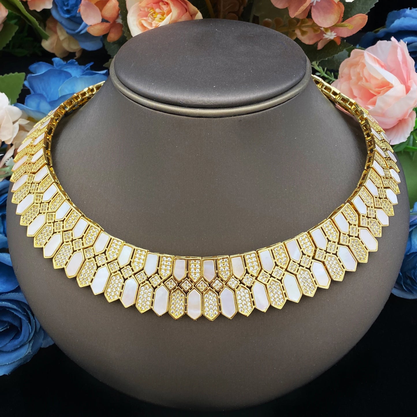 M&T Wear – 18K Plated CZ & White Shell Luxury Jewelry Set for Women