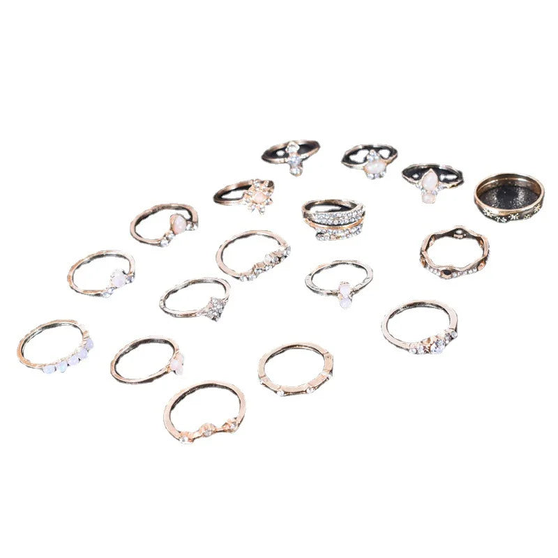 M&T Wear – Bohemian 17-Piece Rhinestone Ring Set