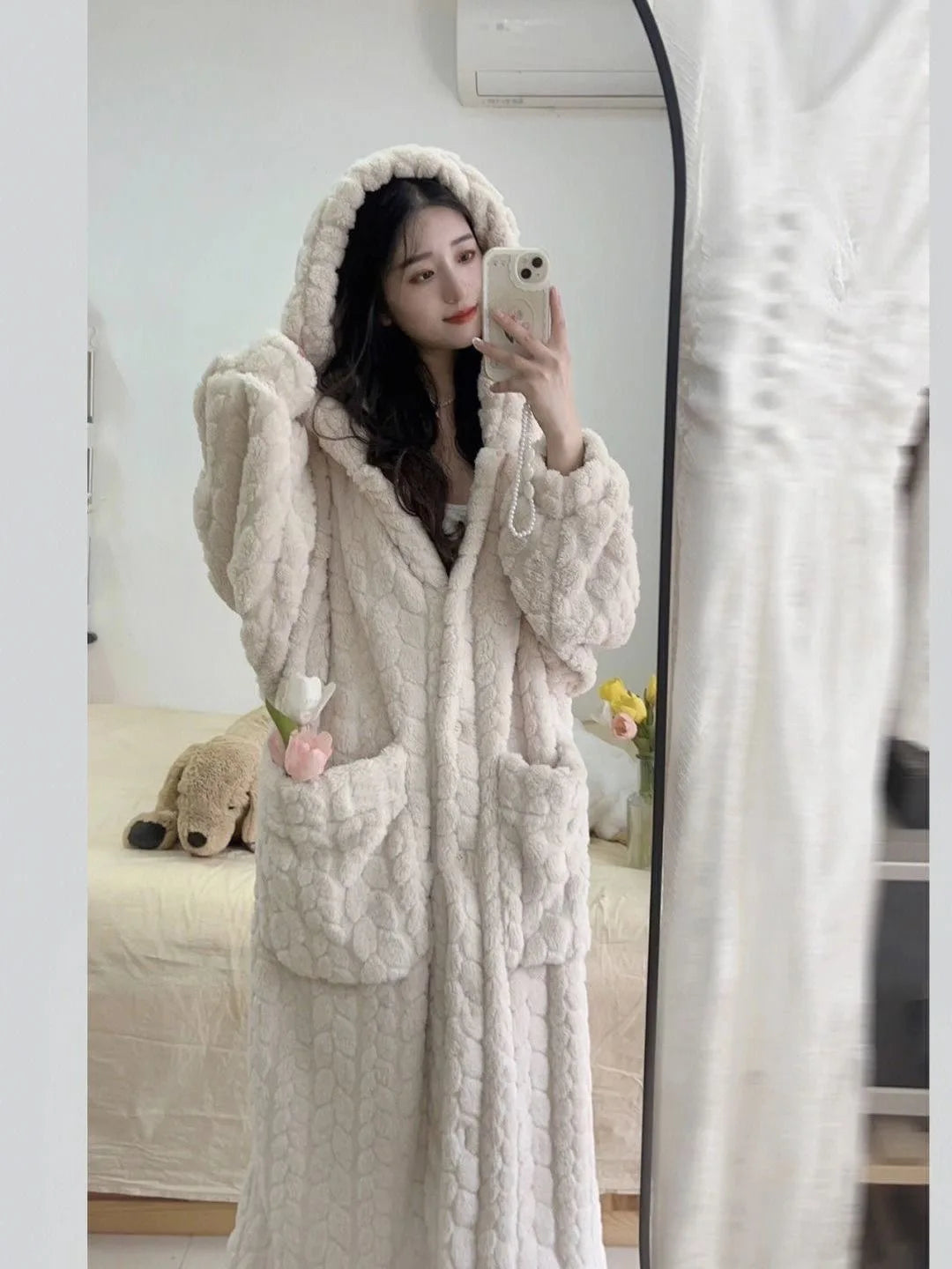 M&T Wear - Korean-Style Coral Fleece Flannel Robe