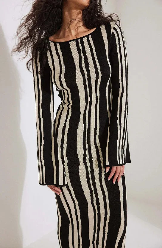 M&T Wear - Elegant Ribbed Knit Maxi Dress