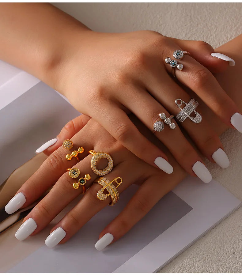 M&T Wear – Elegant Gold & Silver Zircon Cocktail Ring for Women