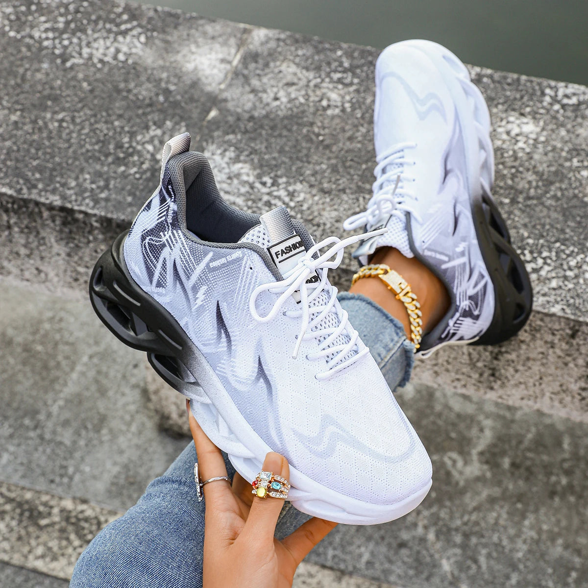 M&T Wear - Women Sports Shoes Breathable Lightweight Sneakers Anti-slip Flats Outdoor Running Walking Shoes Female Vulcanized Shoes