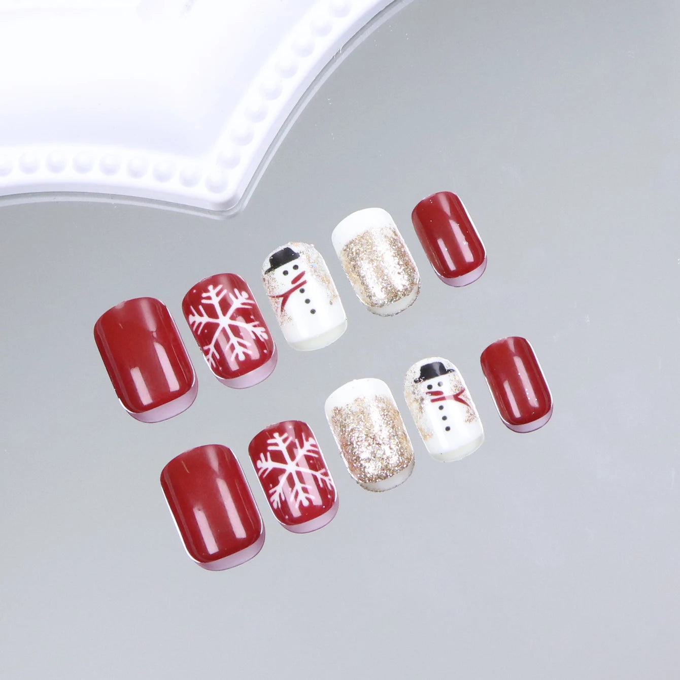 M&T Wear – 24PCS Christmas Red Short Square Fake Nails | Snowflake & Snowman Design