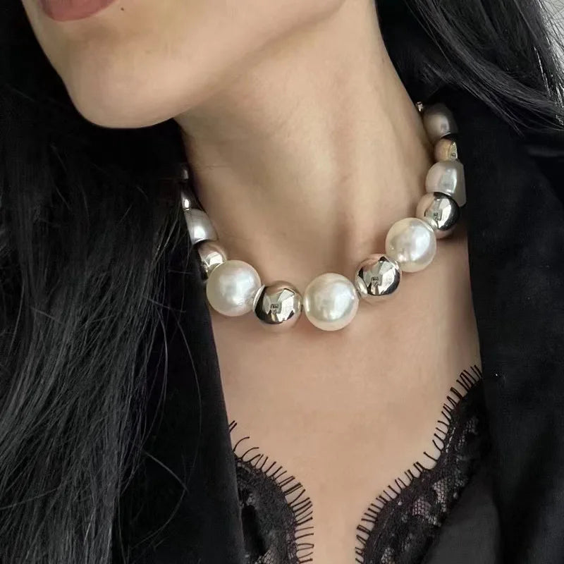 M&T Wear - Pearl Necklace for Women, European & American Style Travel and Wedding Accessory