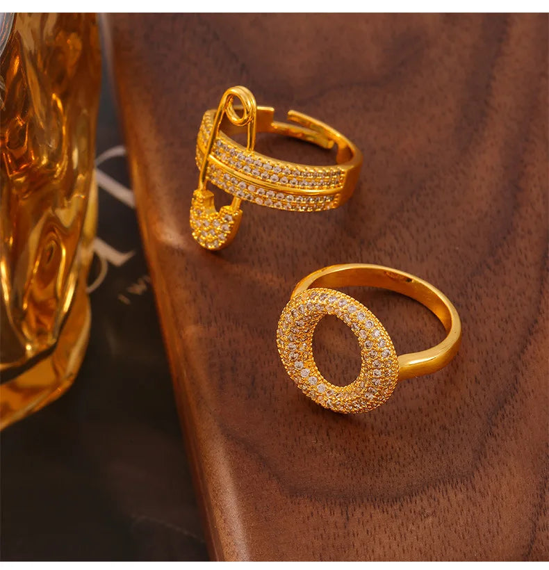 M&T Wear – Elegant Gold & Silver Zircon Cocktail Ring for Women