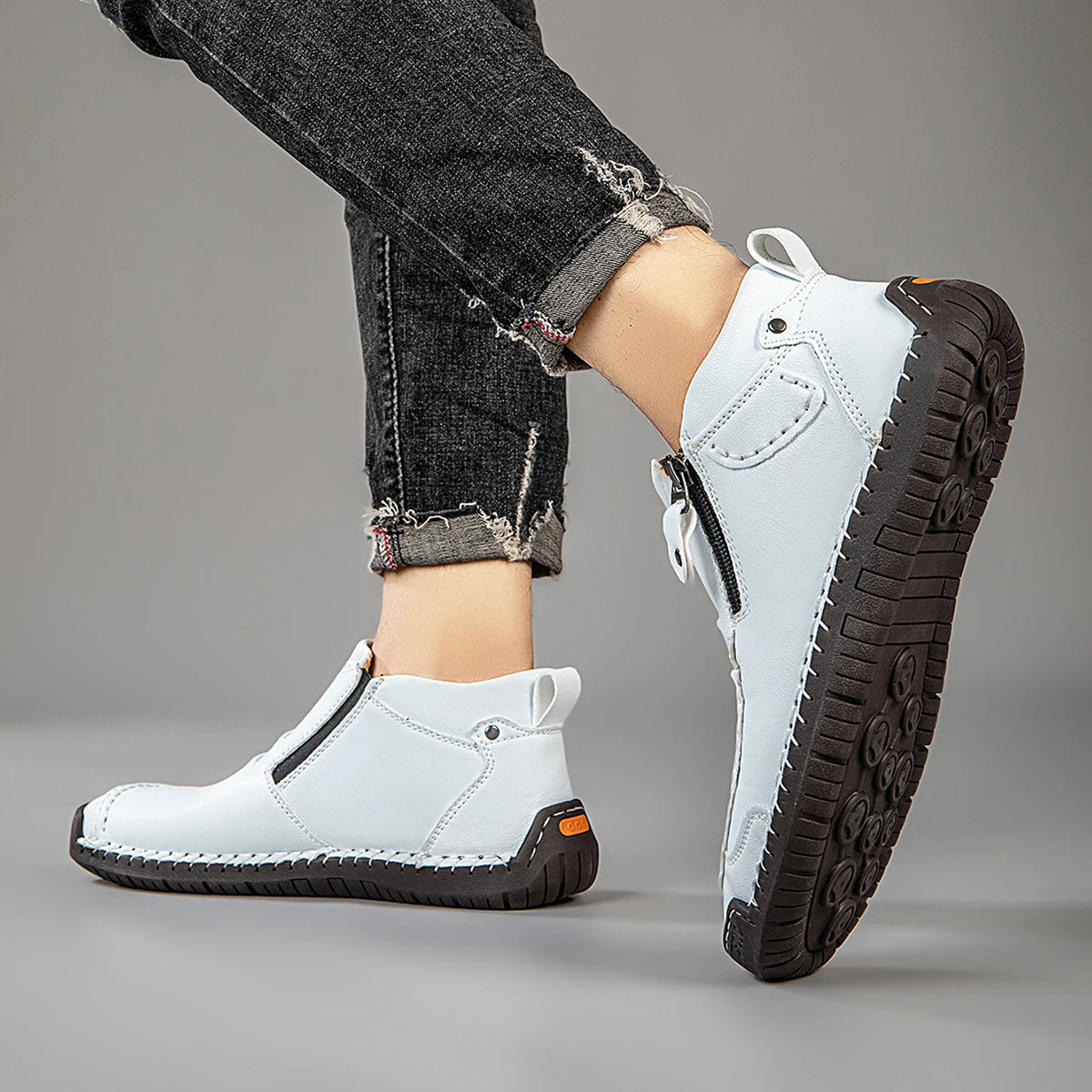 M&T Wear - New Casual Shoes for Men White Luxury Round Toe Men Ankle Boots Light Slip on Walking Shoes Outdoor Comfor Men High Top Sneakers