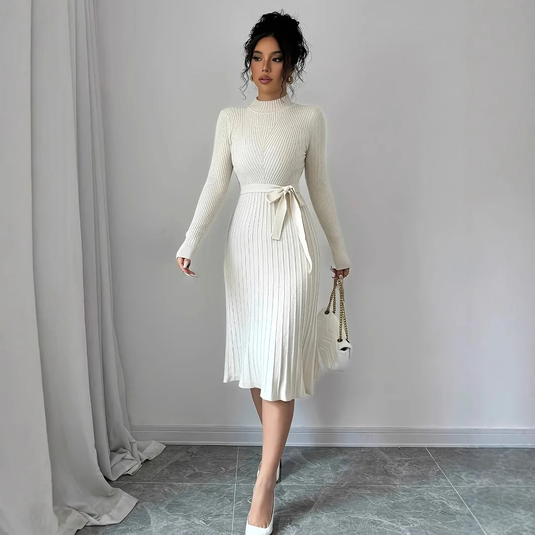 M&T Wear - Vintage Turn-Down Collar A-Line Maxi Dress