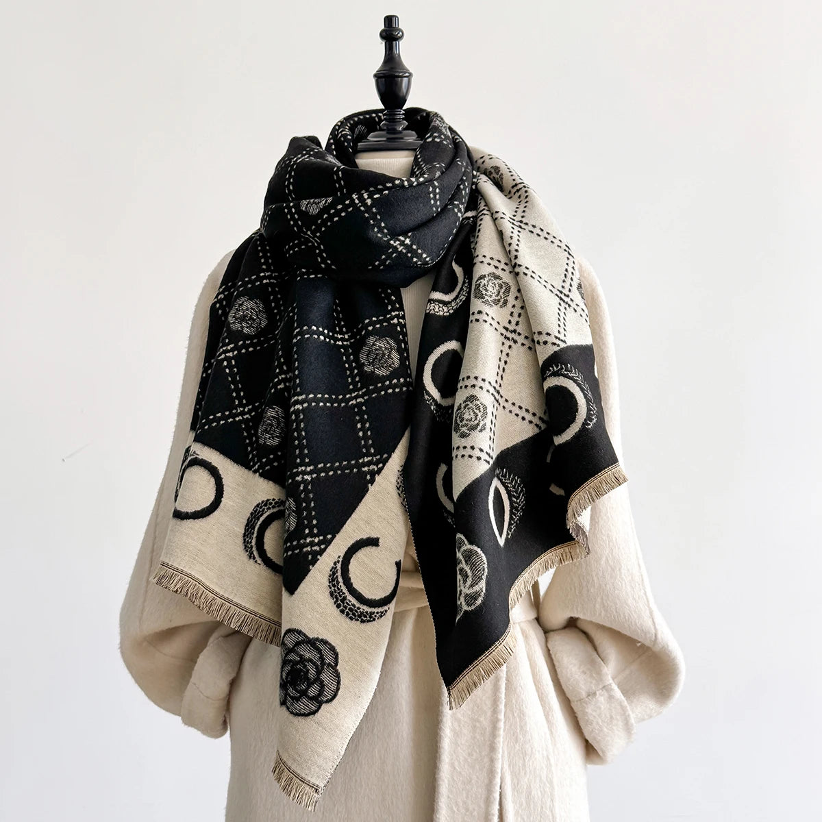 M&T Wear - Luxury Designer Brand Winter Blanket Scarf Shawls for Women Warm Pashmina Cashmere Exquisite Floral Print Large Wrap Long Foular