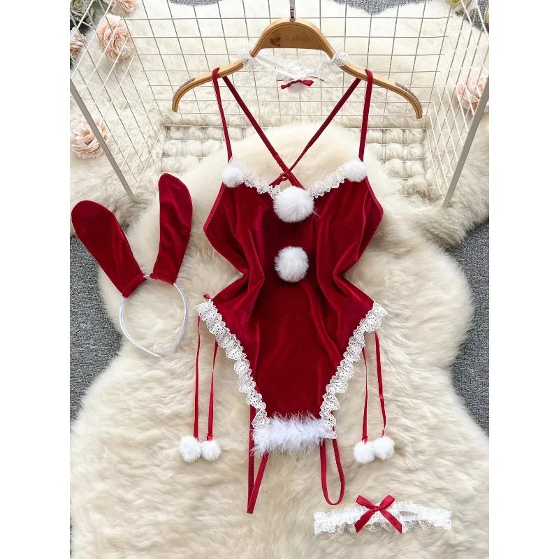 M&T Wear - Sensual Lace Bra and Panty Lingerie Set