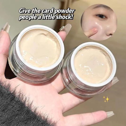 CAPPUVINI's radiant and clear natural cream with a creamy skin base creates a refreshing and smooth makeup look