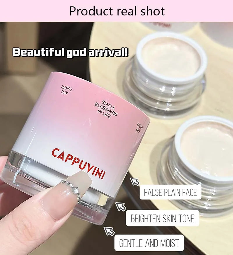 CAPPUVINI's radiant and clear natural cream with a creamy skin base creates a refreshing and smooth makeup look