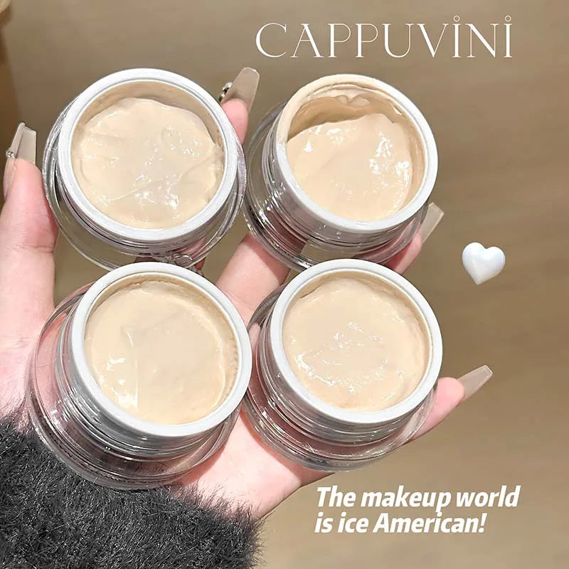 CAPPUVINI's radiant and clear natural cream with a creamy skin base creates a refreshing and smooth makeup look