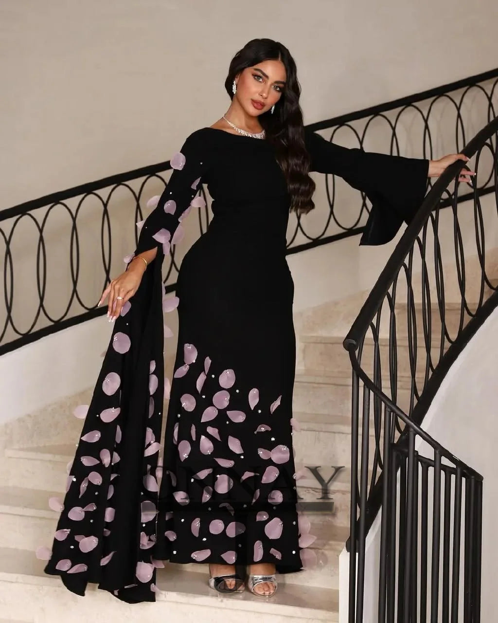 M&T Wear - Customized Pakistani Dresses for Women