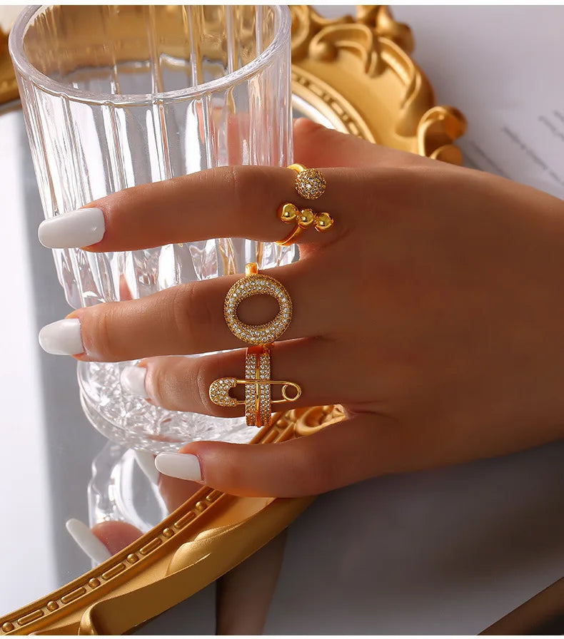 M&T Wear – Elegant Gold & Silver Zircon Cocktail Ring for Women