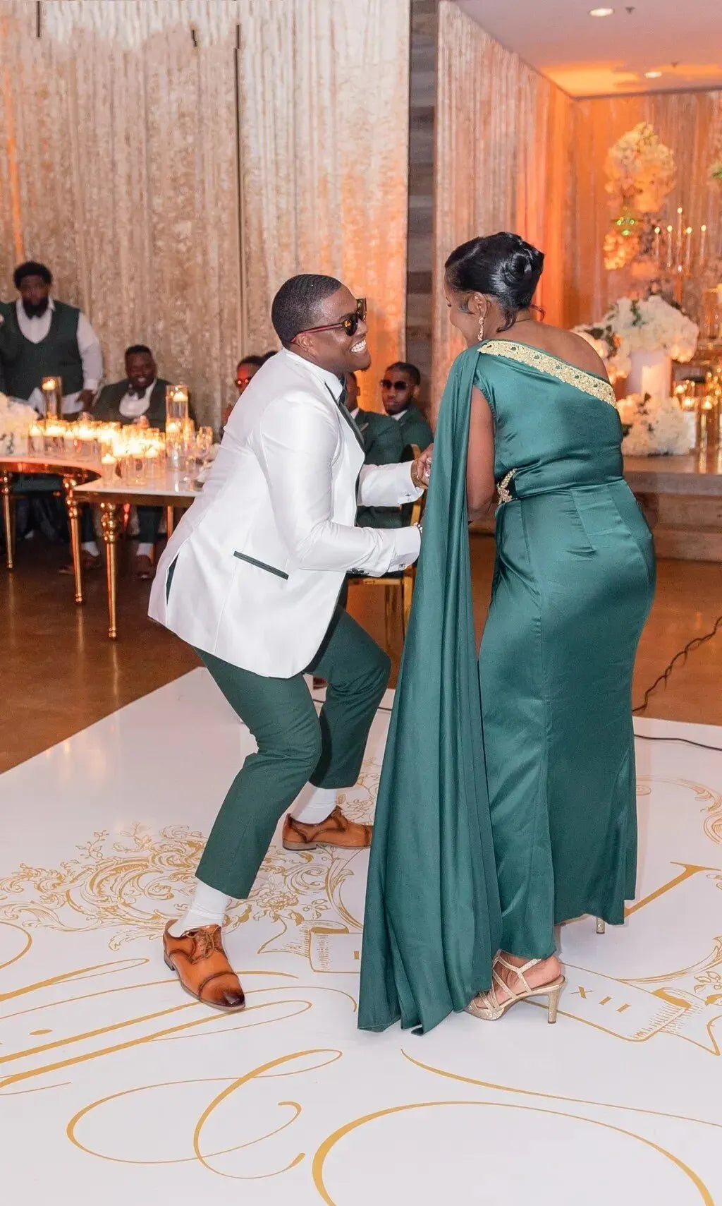 M&T Wear - Men’s 3-Piece Peak Lapel Tuxedo Suit – Perfect for Weddings, Proms & Business Events