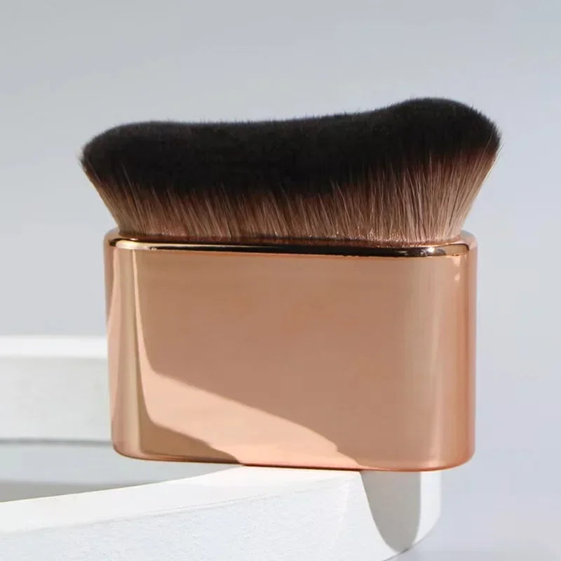 M&T Wear – Large Foundation & Contour Brush (Soft Bristle, Multi-Use Makeup Tool)