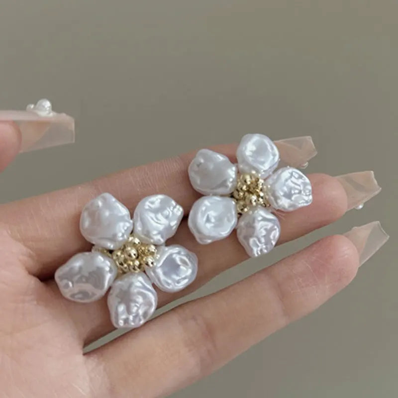 M&T Wear - Irregular White Pearl Flower Earrings