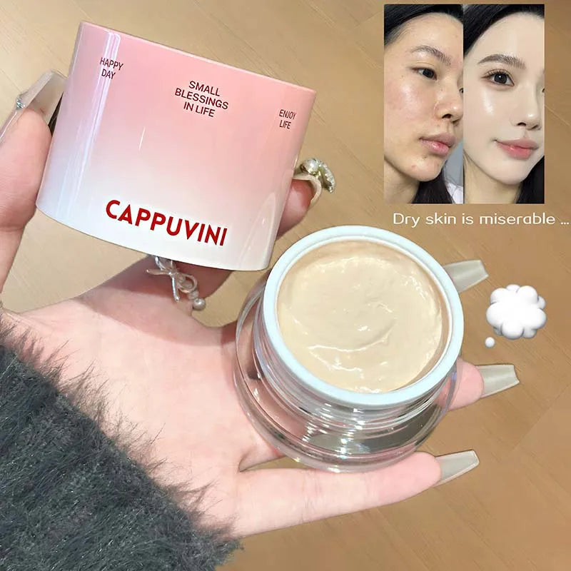 CAPPUVINI's radiant and clear natural cream with a creamy skin base creates a refreshing and smooth makeup look