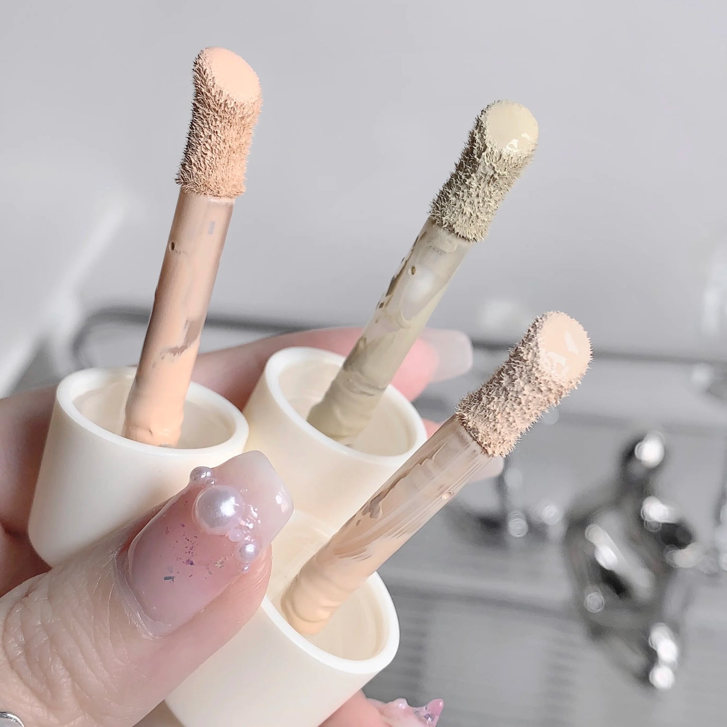 M&T Wear – 3-Color Silky Concealer Cream (5g)